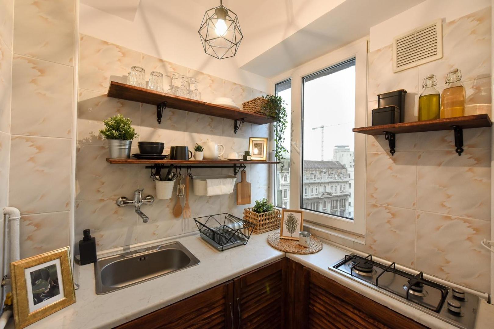 Chic Accommodation With Breathtaking Views Over Calea Victoriei - Your Central Heaven 布加勒斯特 外观 照片