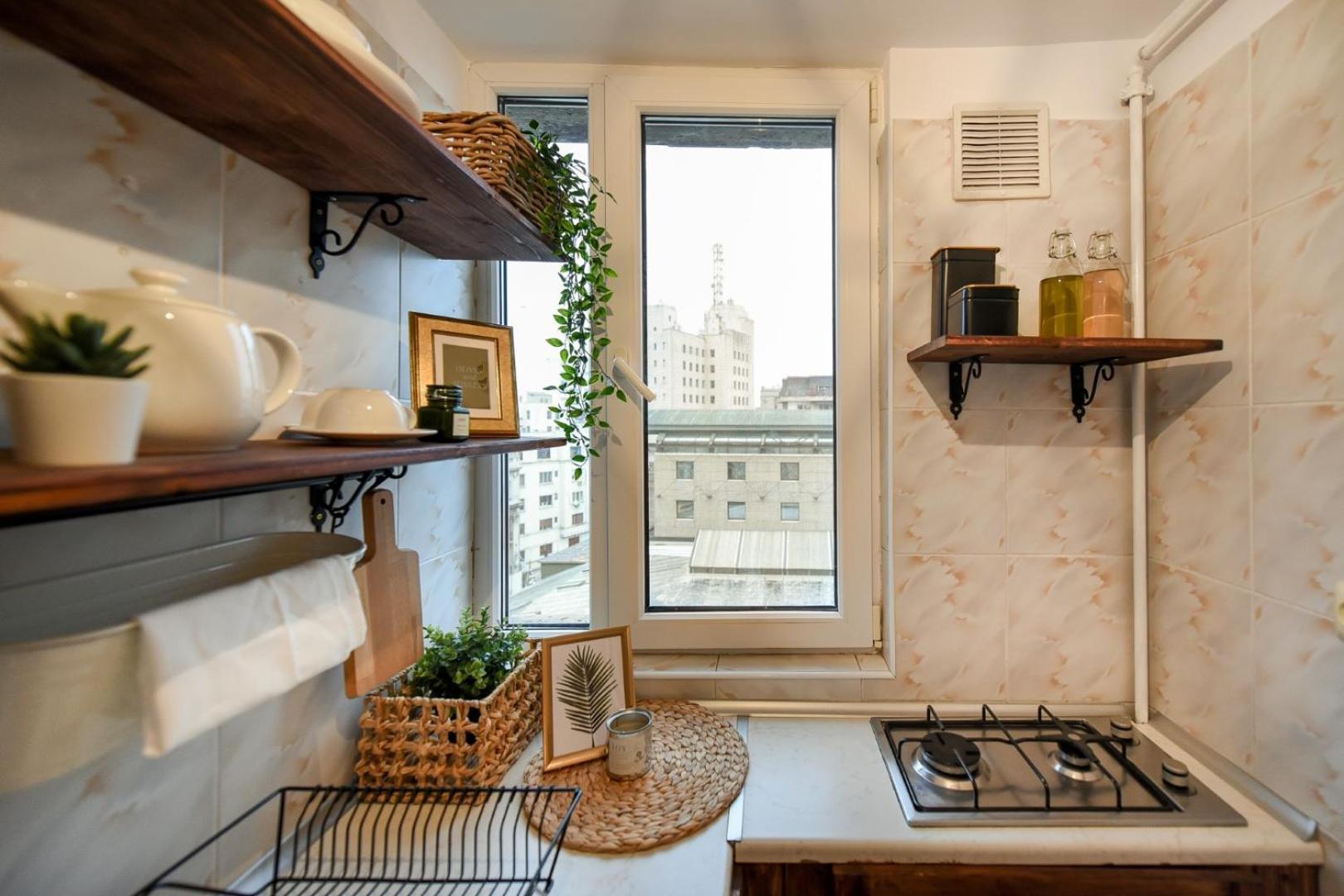Chic Accommodation With Breathtaking Views Over Calea Victoriei - Your Central Heaven 布加勒斯特 客房 照片